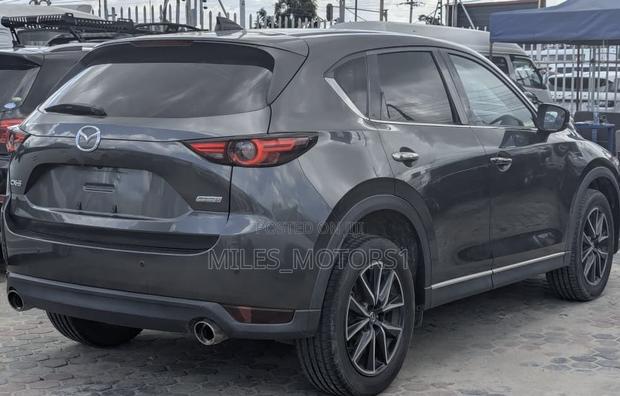 Mazda CX-5 2020 Gray