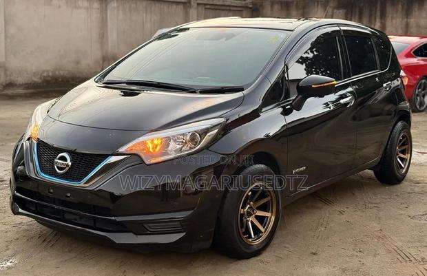 Nissan Note 2017 Matt Black