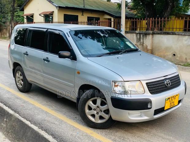 Toyota Probox 2005 Silver