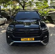 Toyota Land Cruiser 2016 Matt Black for sale