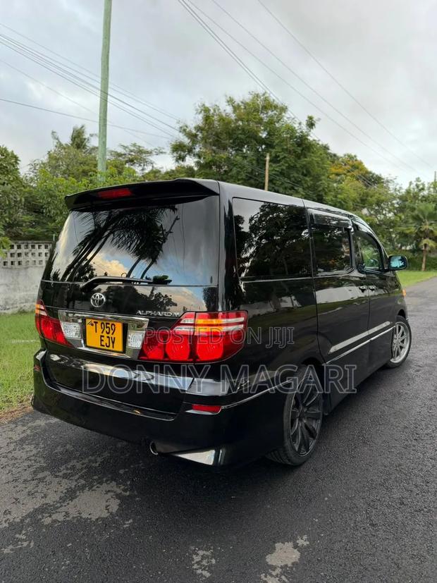 Toyota Alphard 2.4 Petrol AWD 2008 Black