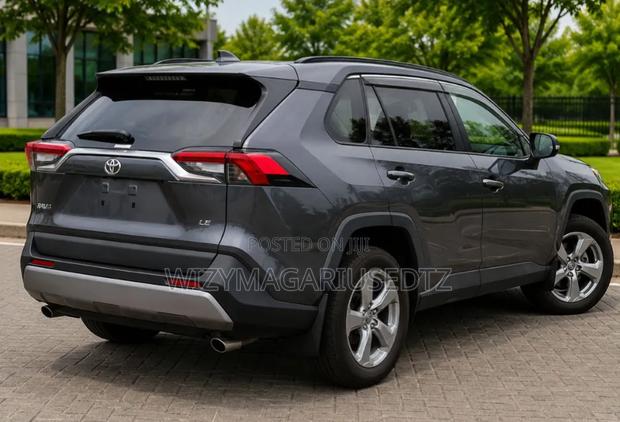 Toyota RAV4 2020 Gray