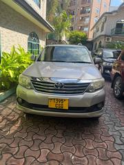 Toyota Fortuner 4.0 AWD 2017 Silver for sale