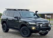 Toyota Land Cruiser LC300 2024 Black for sale