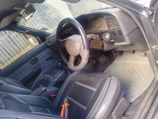 Toyota Hilux 1989 Gray