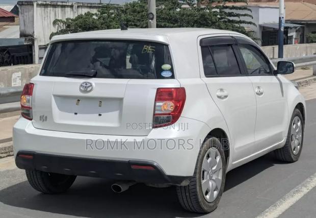 Toyota IST 2018 White