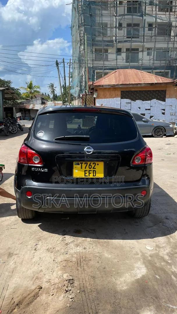 Nissan Dualis 2010 Black