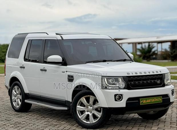 Land Rover Lr4 2015 White
