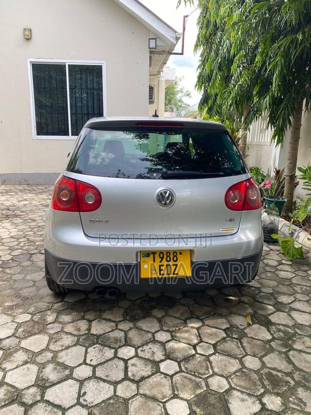 Volkswagen Golf 2016 Silver