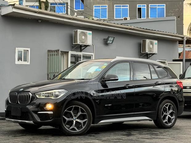 BMW X1 xDrive28i AWD 2016 Black