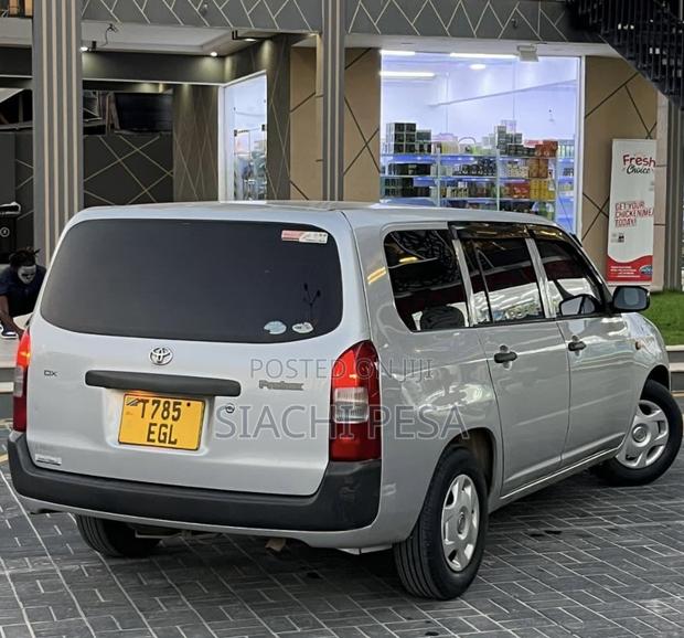 Toyota Probox 2004 Silver