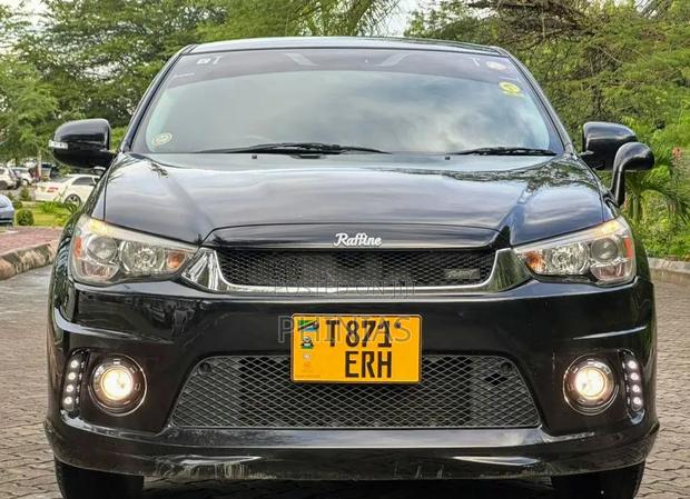 Mitsubishi RVR 2.0 2012 Black