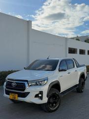 Toyota Hilux 2018 White for sale