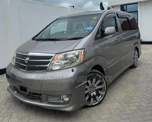 Toyota Alphard 2004 Silver