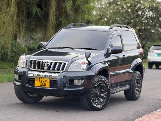 Toyota Land Cruiser Prado 2005 Black