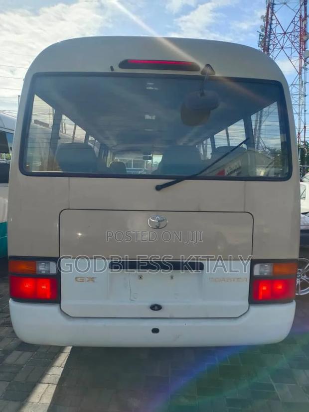 Toyota Coaster 2008 Ivory
