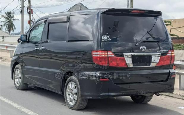 Toyota Alphard 2007 Black
