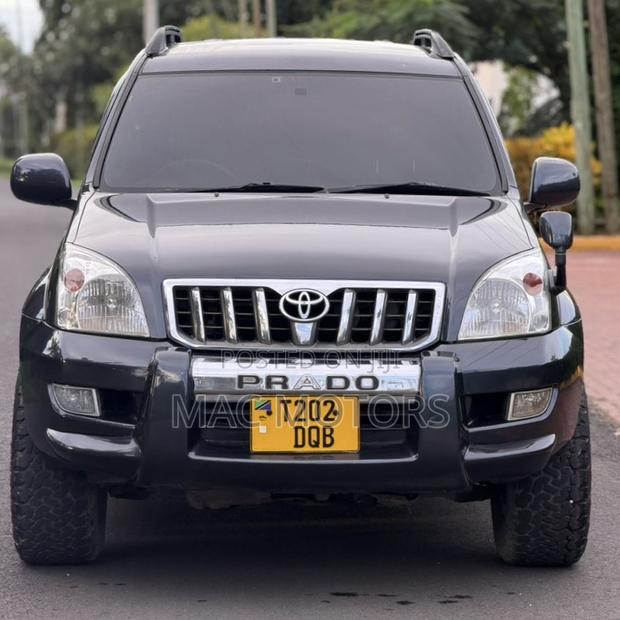 Toyota Land Cruiser Prado 2004 Black
