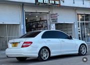 Mercedes-Benz C200 2009 White for sale