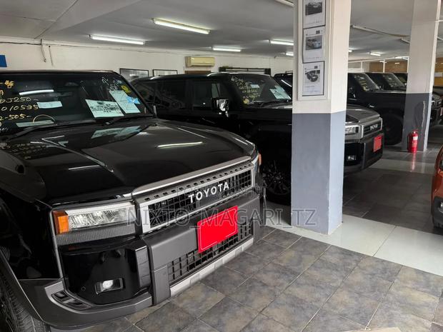 New Toyota Land Cruiser Prado 2025 Black