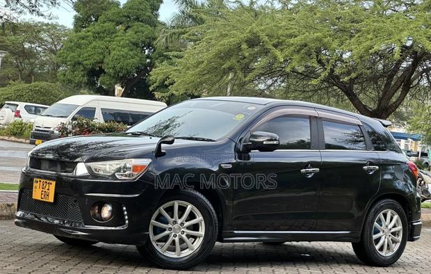 Mitsubishi RVR 2.0 2012 Black