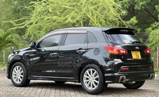 Mitsubishi RVR 2.0 2012 Black