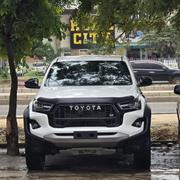New Toyota Hilux 2025 White for sale