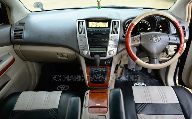 Toyota Harrier 2005 Black