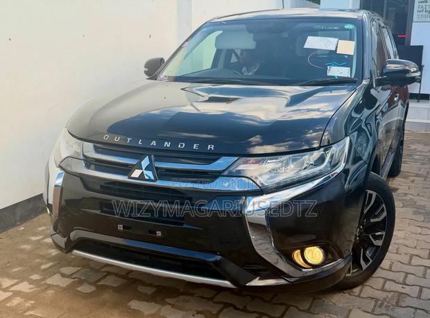 Mitsubishi Outlander 2.0 PHEV AWD 2015 Burgundy