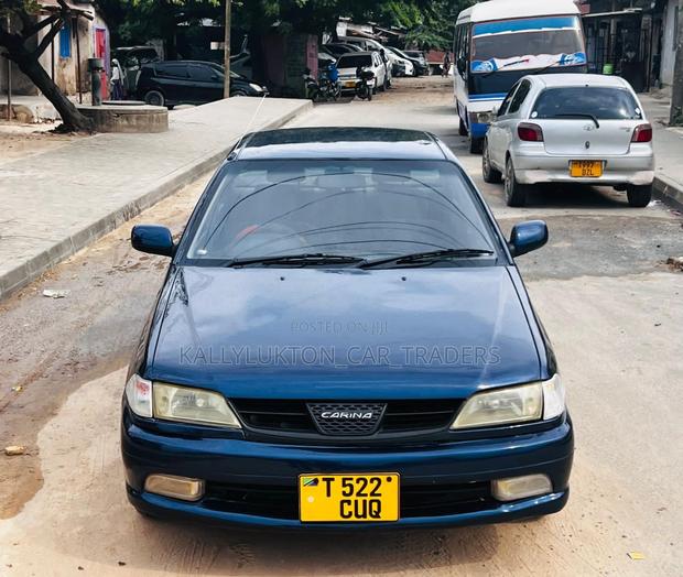Toyota Carina 2001 Blue