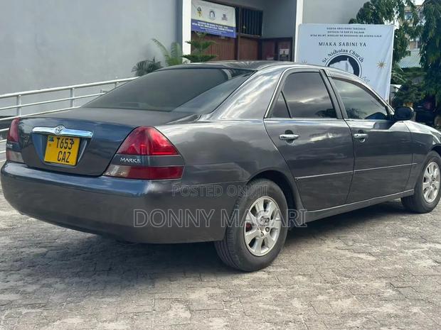 Toyota Mark II 2004 Gray