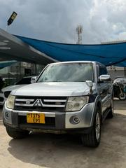 Mitsubishi Pajero 2006 Blue for sale