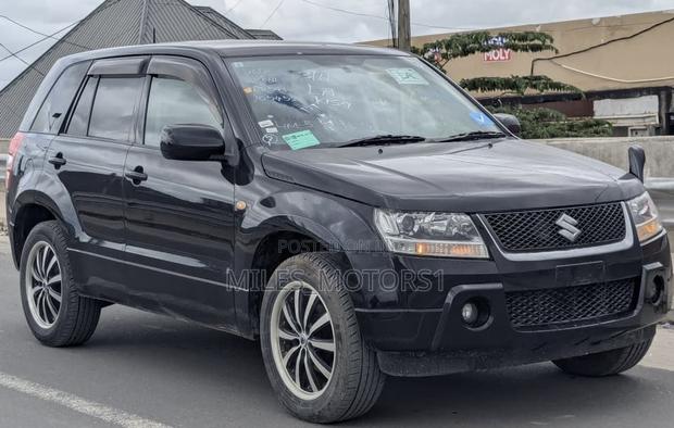Suzuki Escudo 2007 Black