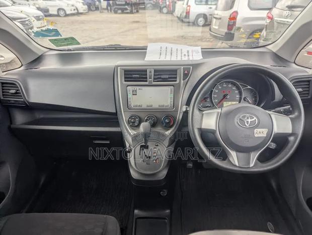 Toyota Ractis 2012 Brown