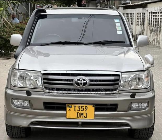 Toyota Land Cruiser 2007 Silver