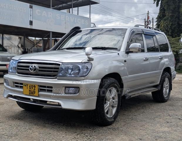Toyota Land Cruiser 2007 Silver