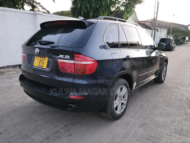 BMW X5 2011 Blue