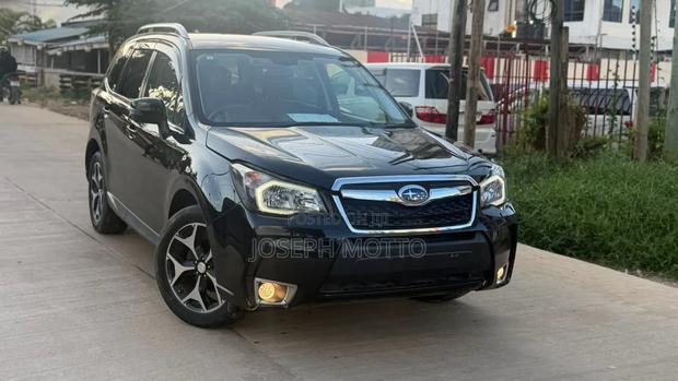 Subaru Forester 2.0XT Premium AWD 2017 Black