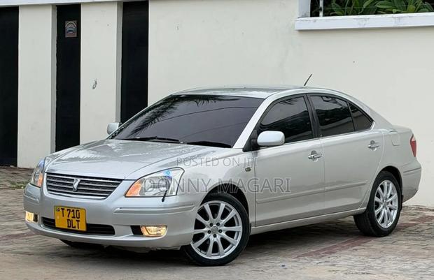 Toyota Premio 2005 Silver