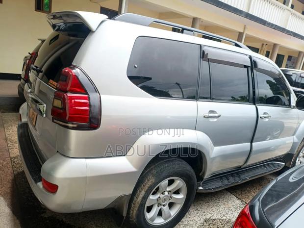 Toyota Land Cruiser Prado 2007 Silver