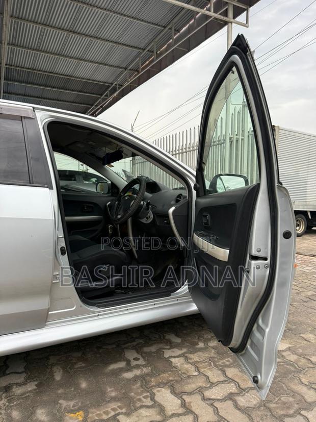 Toyota IST 2007 Gray