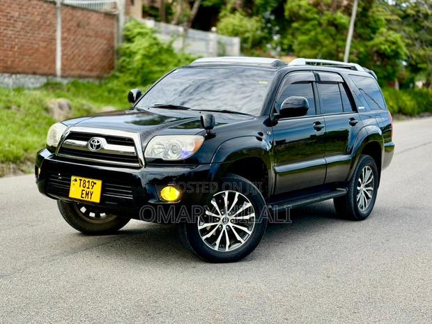 Toyota Hilux Surf 2009 Black