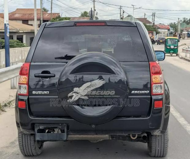 Suzuki Escudo 2007 Black