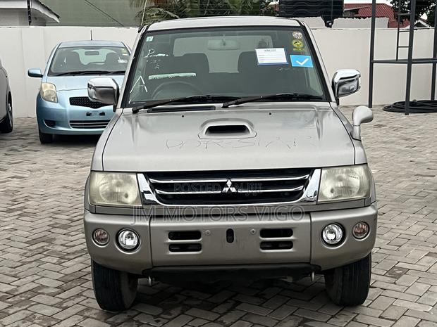 Mitsubishi Pajero Mini 2005 Silver