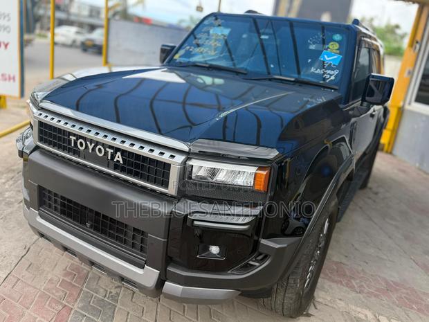 Toyota Land Cruiser Prado 2024 Black