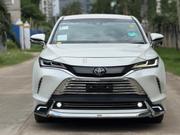 Toyota Harrier 2.0 2021 White for sale