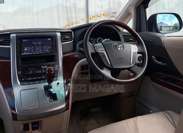 Toyota Alphard 2009 Black
