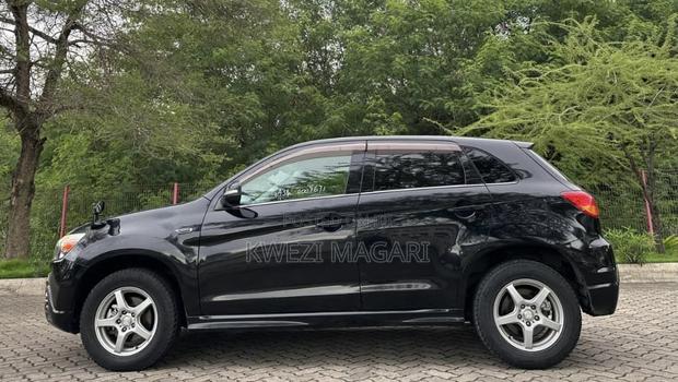 Mitsubishi RVR 2005 Black