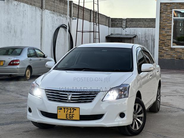Toyota Premio 2009 White