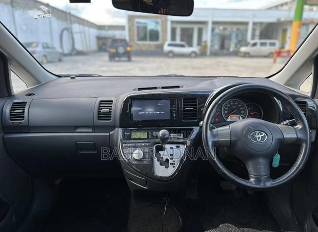 Toyota Wish 2006 Black
